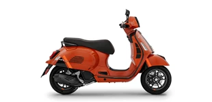 Peugeot Django 50 4T Sport 2023 vs Vespa GTS 125 Super Sport 2023 Peugeot Django 50 4T Sport 2023 vs Vespa GTS 125 Super Sport 2023