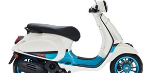 Vespa Primavera 125 Color Vibe 2023 vs Vespa GTS 125 Super Sport 2023