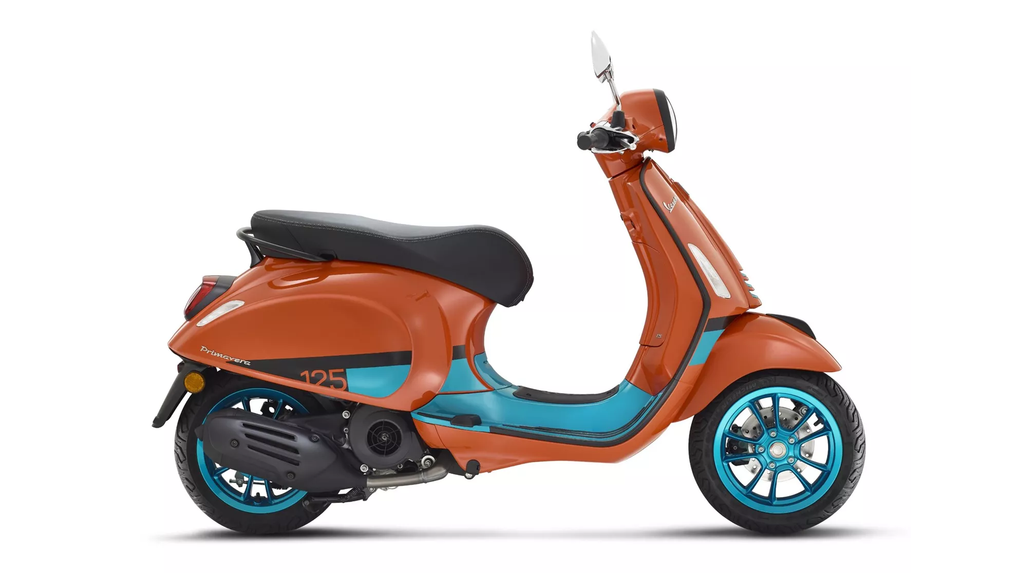 Vespa Primavera 125 Color Vibe - Image 1 Vespa Primavera 125 Color Vibe - Image 1