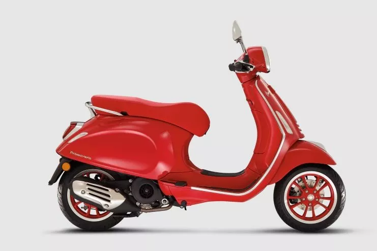 Vespa Primavera 150 RED Vespa Primavera 150 RED