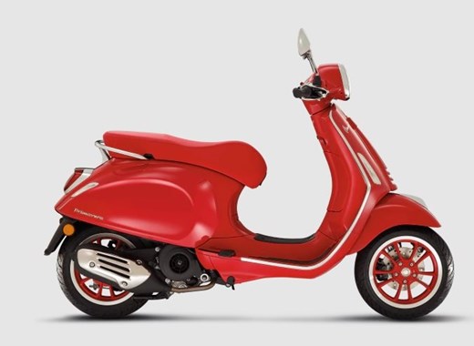Vespa Primavera 150 RED