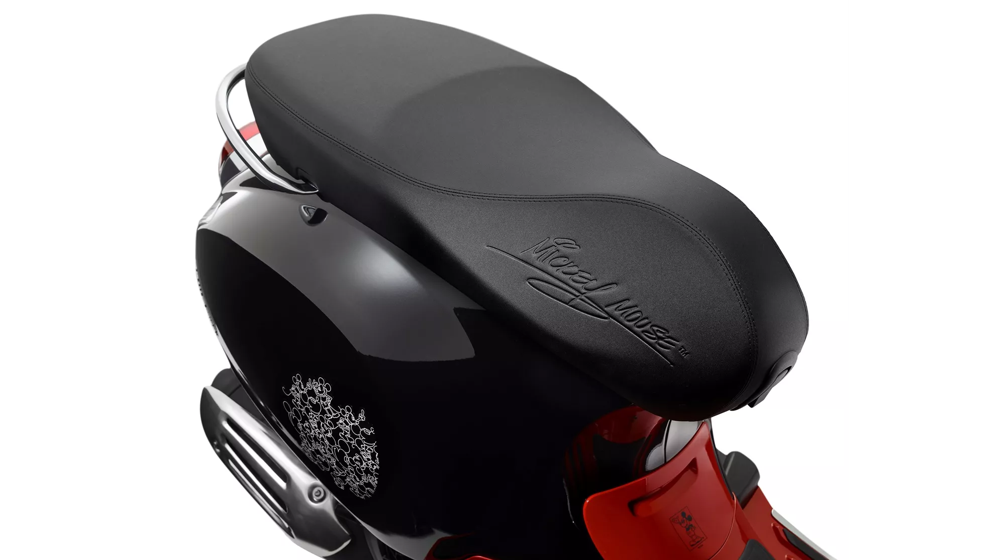 Vespa Primavera 50 Disney Mickey Mouse Edition - Image 4 Vespa Primavera 50 Disney Mickey Mouse Edition - Image 4