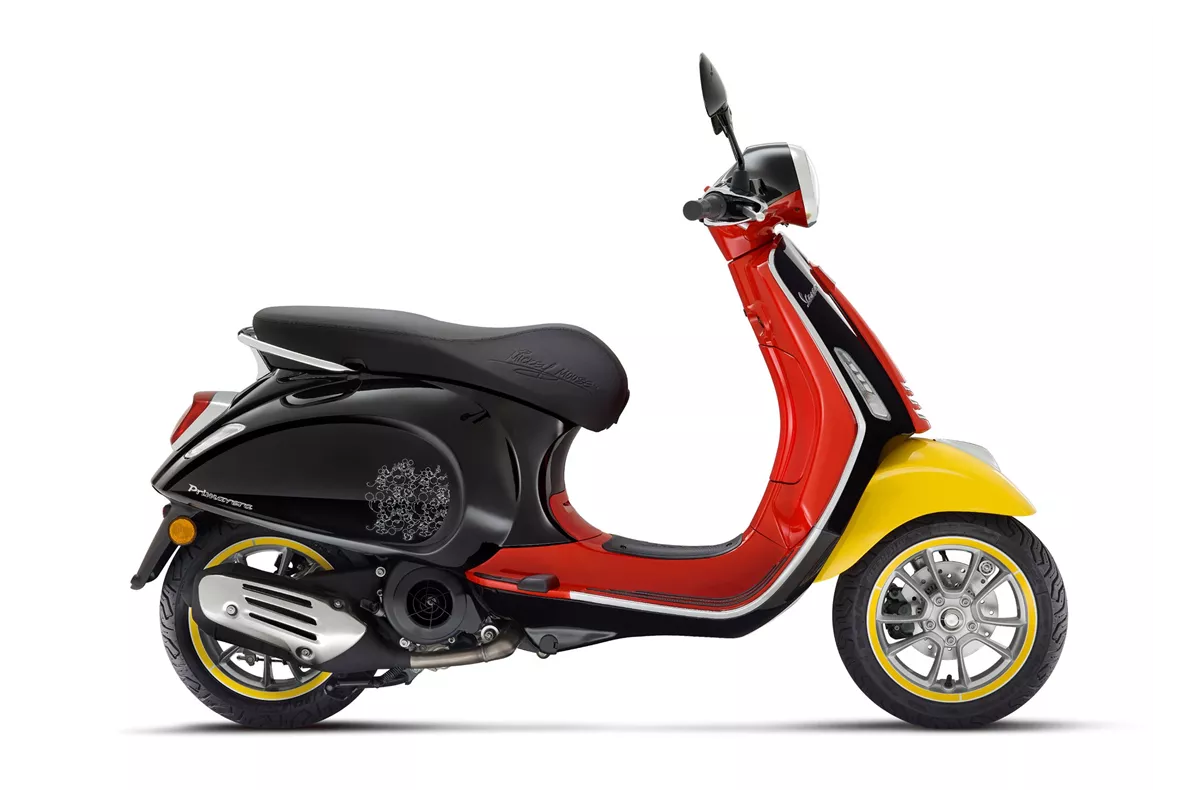 Vespa Primavera 50 Disney Mickey Mouse Edition Vespa Primavera 50 Disney Mickey Mouse Edition