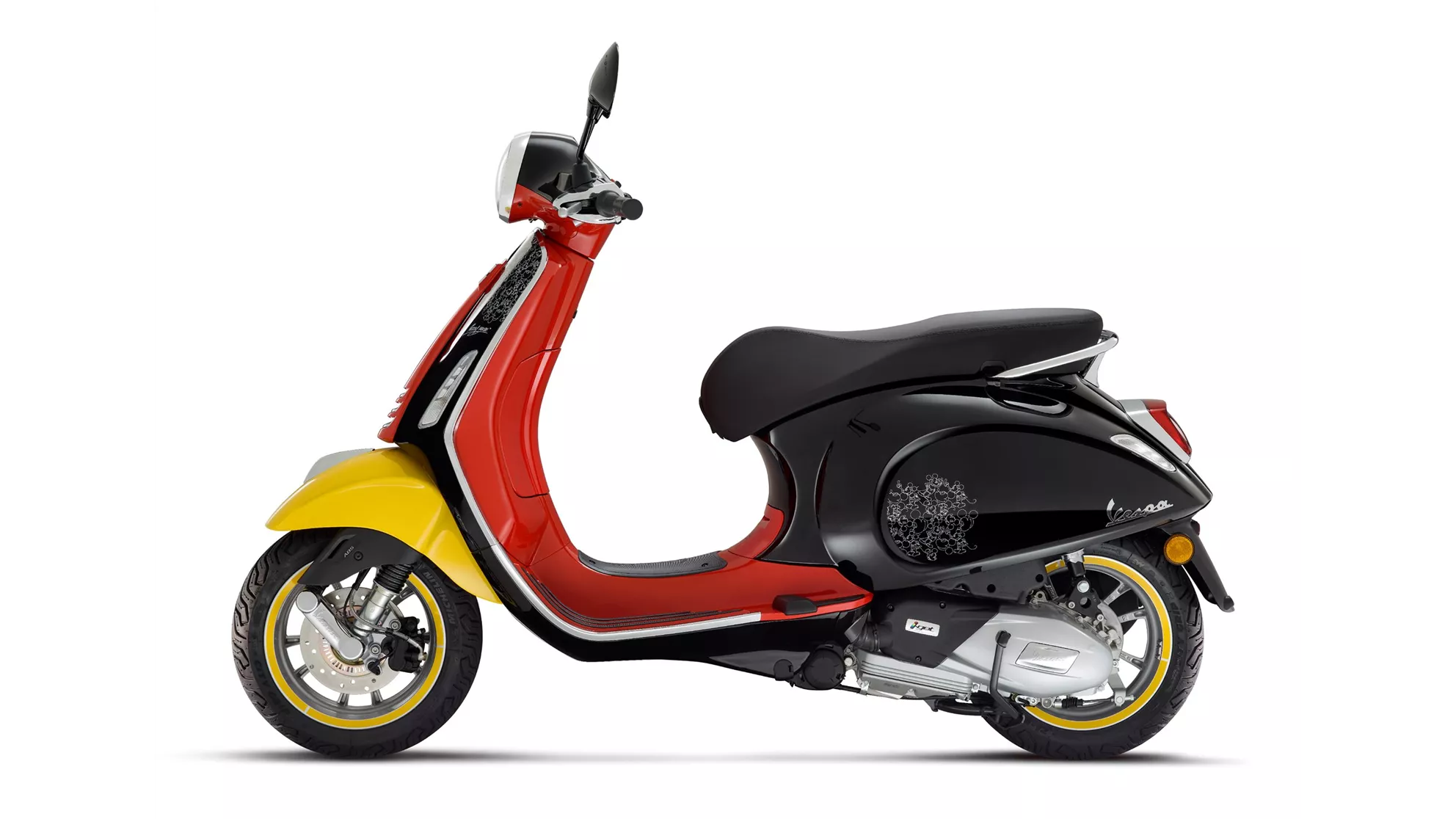 Vespa Primavera 50 Disney Mickey Mouse Edition - Image 8 Vespa Primavera 50 Disney Mickey Mouse Edition - Image 8