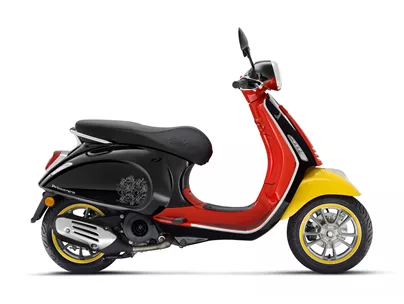 Vespa Primavera 125 Disney Mickey Mouse Edition 2023 Vespa Primavera 125 Disney Mickey Mouse Edition 2023