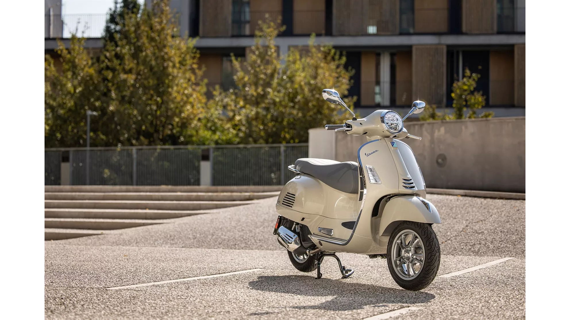 Vespa GTS 125 - Image 2 Vespa GTS 125 - Image 2