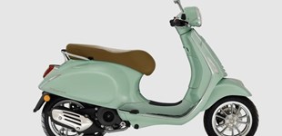 Vespa Primavera 150 2023 vs Vespa Sprint Justin Bieber X Vespa 125 2023
