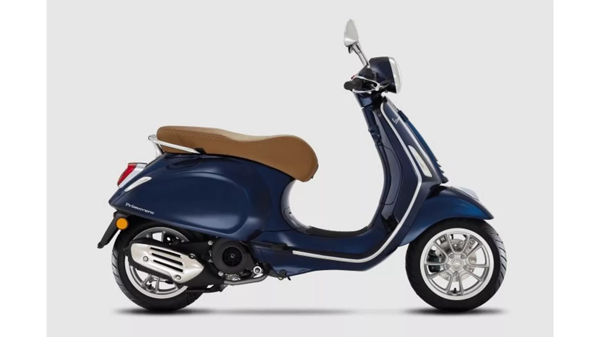 Vespa Primavera 150 - Image 3 Vespa Primavera 150 - Image 3