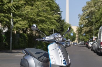 Vespa Elettrica 2023 - Bild 20