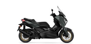 Peugeot Pulsion 125 Allure 2023 vs Yamaha XMAX 125 Tech MAX 2023