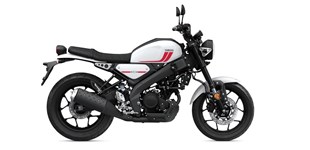 Yamaha YZF-R125 2010 vs Yamaha XSR125 2023
