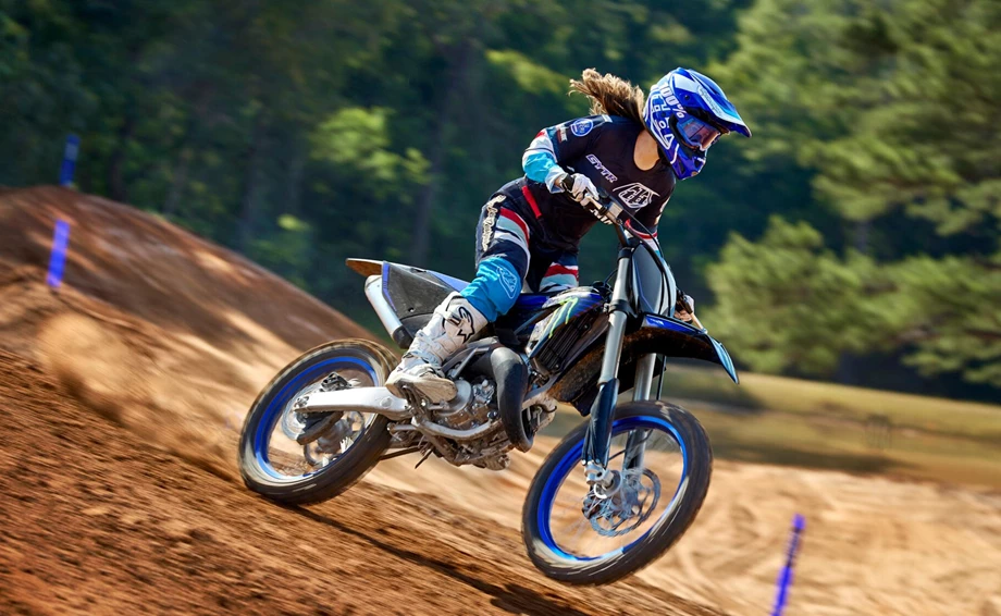 Yamaha YZ125 Monster Energy Yamaha Racing Edition Bild 3: Yamaha YZ125 Monster Energy Yamaha Racing Edition