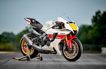 Yamaha R1 World GP 60th Anniversary 2023 - Bild 9 Yamaha R1 World GP 60th Anniversary 2023 - Bild 9