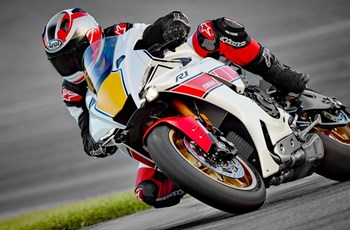 Yamaha R1 World GP 60th Anniversary 2023 - Bild 15 Yamaha R1 World GP 60th Anniversary 2023 - Bild 15
