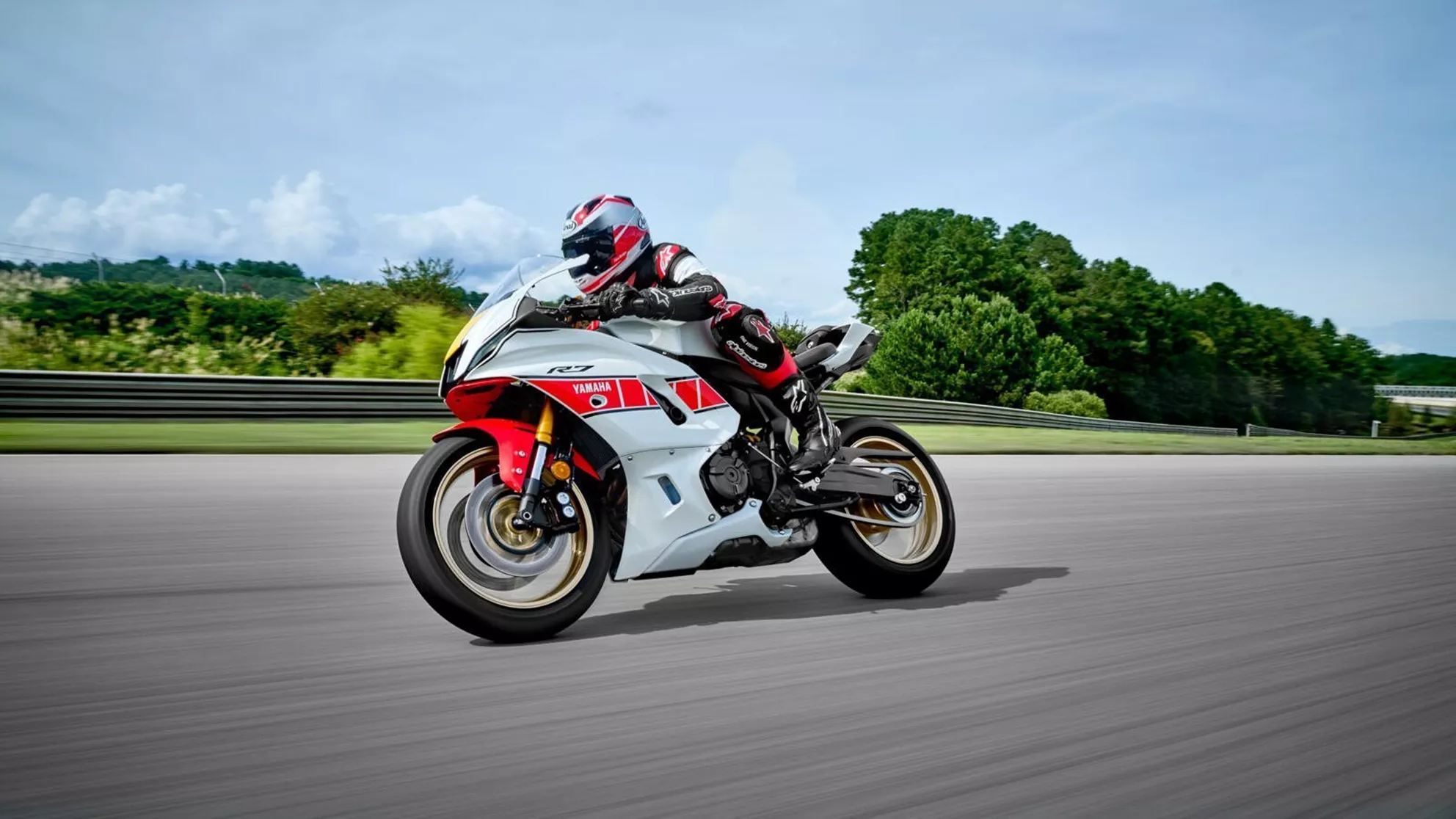 Yamaha R7 World GP 60th Anniversary - Image 1 Yamaha R7 World GP 60th Anniversary - Image 1