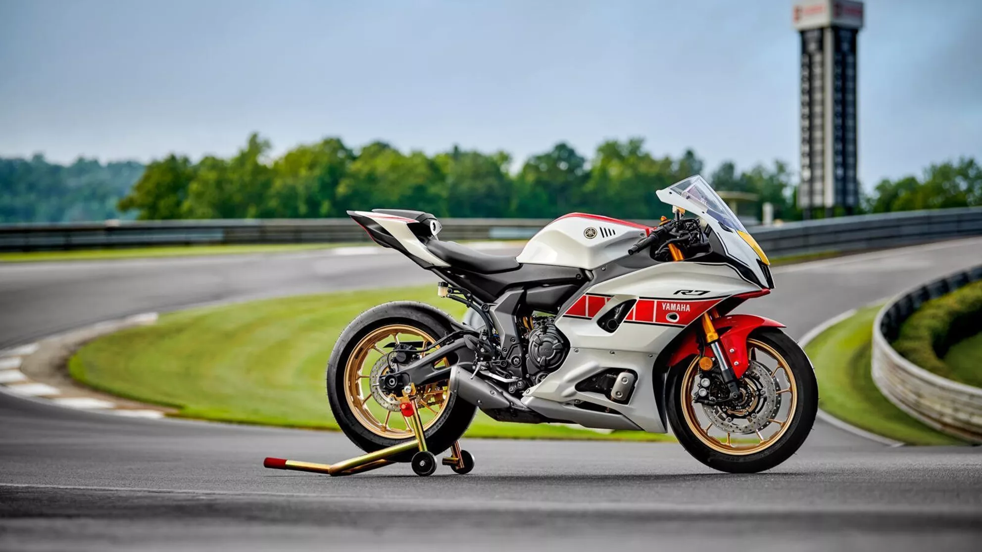 Yamaha R7 World GP 60th Anniversary - Image 5 Yamaha R7 World GP 60th Anniversary - Image 5