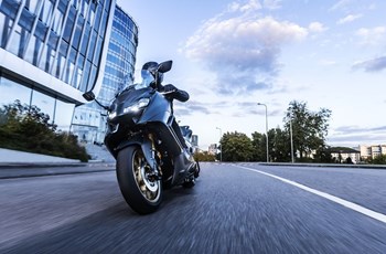 Yamaha TMAX Tech MAX 2023 - Bild 10 Yamaha TMAX Tech MAX 2023 - Bild 10
