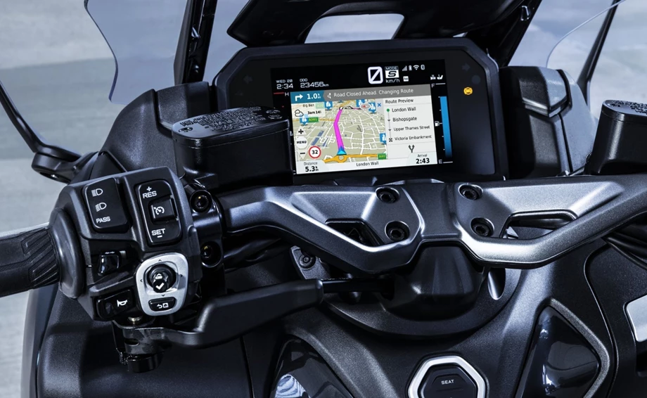 Yamaha TMAX Tech MAX Bild 10: Yamaha TMAX Tech MAX