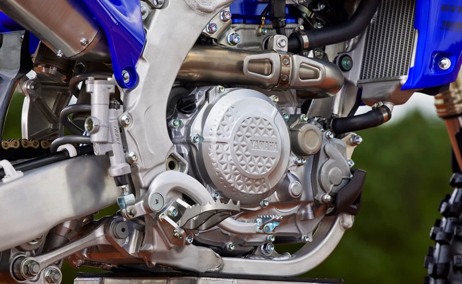 Yamaha YZ450F Bild 8: Yamaha YZ450F