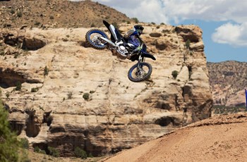 Yamaha YZ450F 2023 - Bild 4 Yamaha YZ450F 2023 - Bild 4