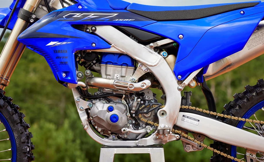 Yamaha YZ450F Bild 12: Yamaha YZ450F