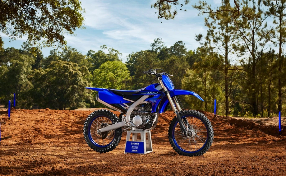 Yamaha YZ250F Bild 7: Yamaha YZ250F