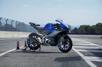 Yamaha R125 2023 - Bild 20 Yamaha R125 2023 - Bild 20