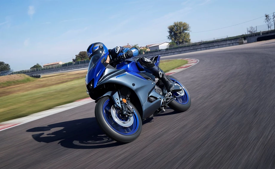 Yamaha R125 Bild 20: Yamaha R125