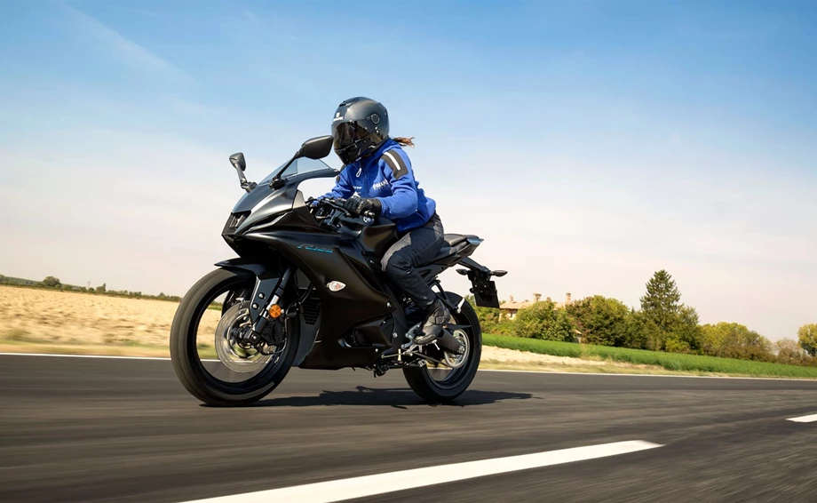 Yamaha R125 Bild 21: Yamaha R125