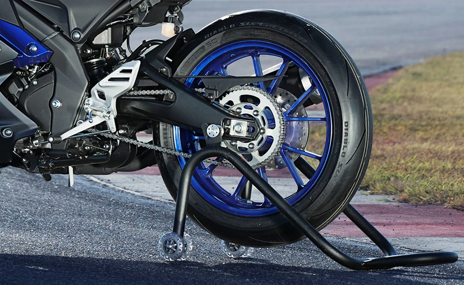 Yamaha R125 Bild 23: Yamaha R125