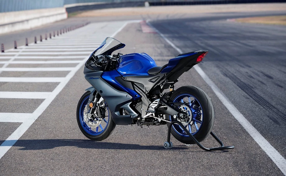 Yamaha R125 Bild 27: Yamaha R125