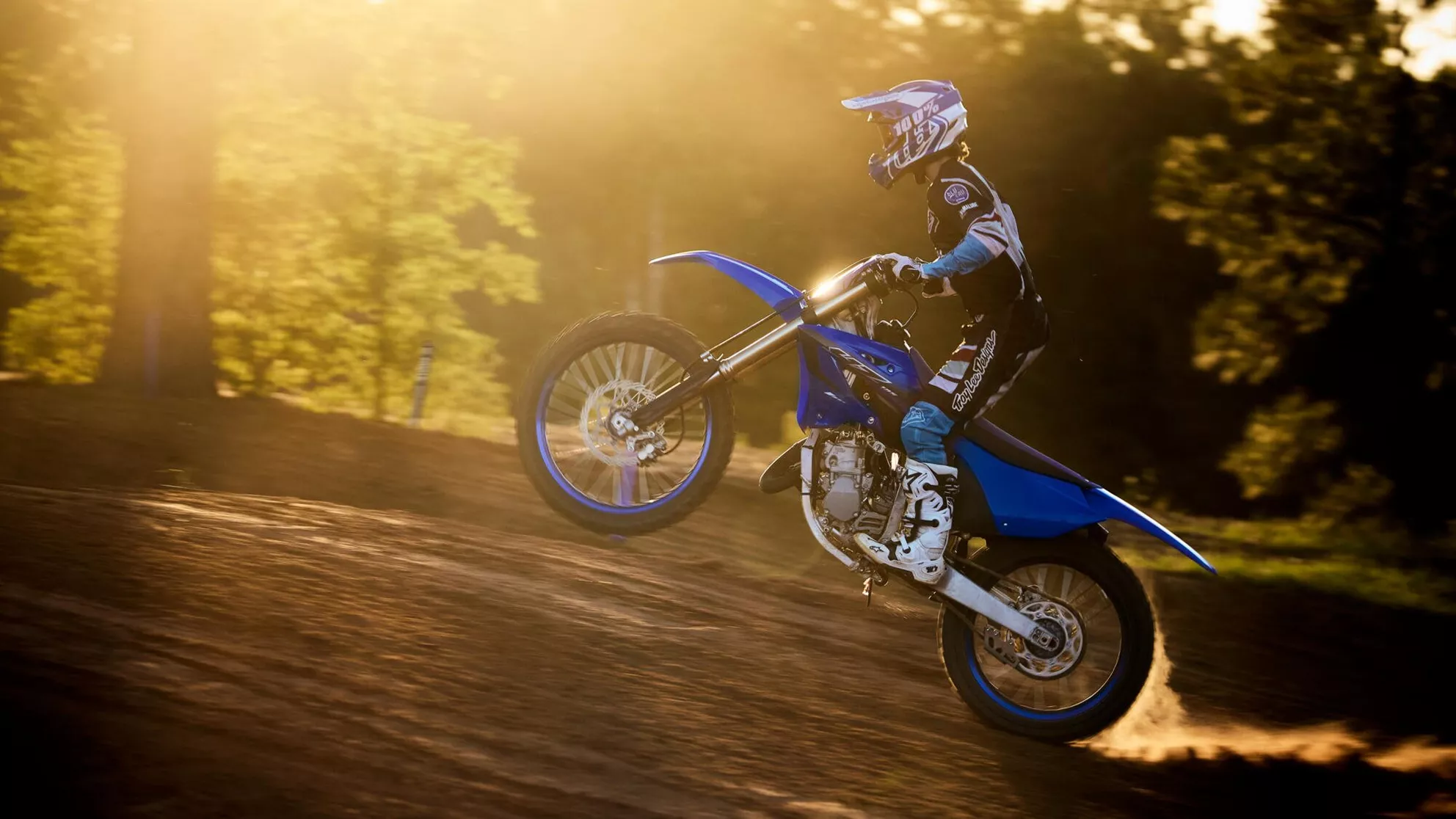 Yamaha YZ125LC - Image 1 Yamaha YZ125LC - Image 1
