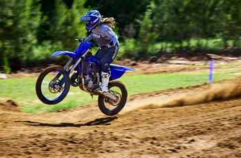 Yamaha YZ125LC 2023 - Bild 4 Yamaha YZ125LC 2023 - Bild 4