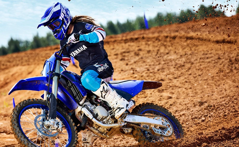 Yamaha YZ125LC Bild 6: Yamaha YZ125LC