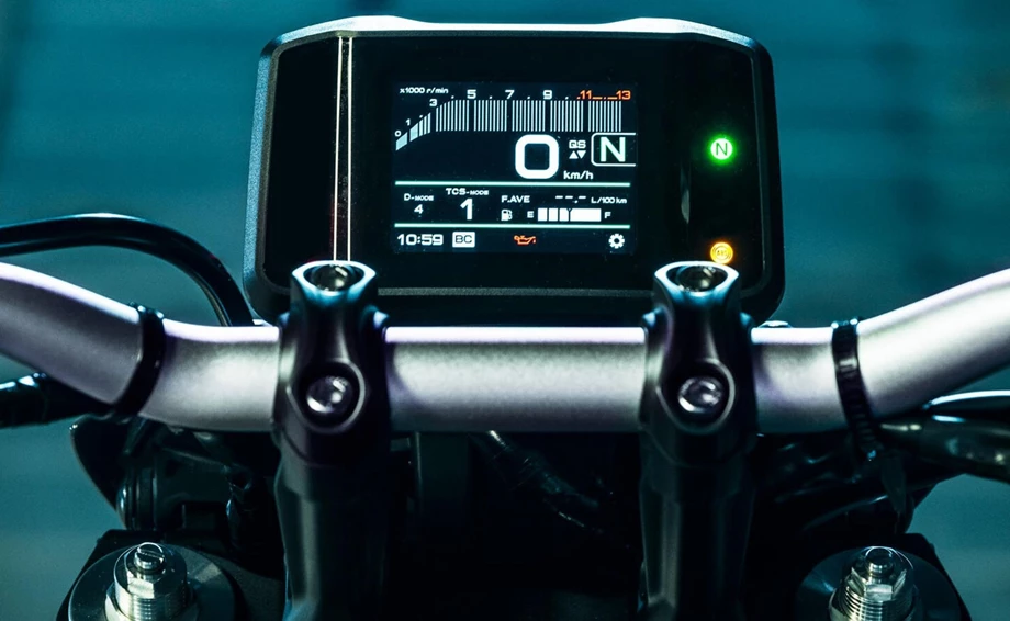 Yamaha MT-09 Bild 7: Yamaha MT-09
