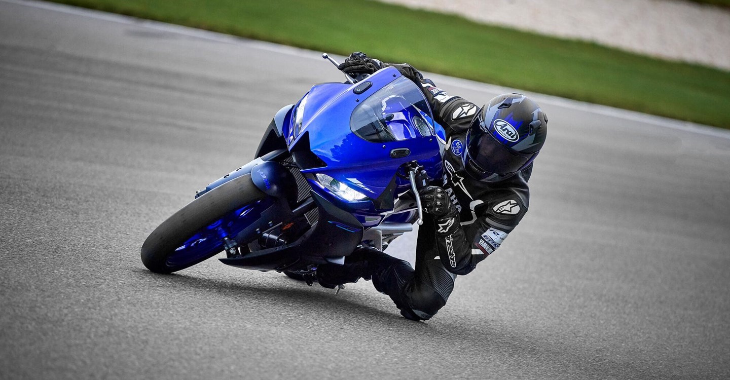 Yamaha R3