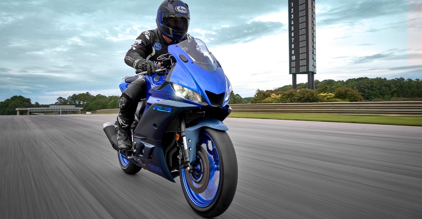 Yamaha R3