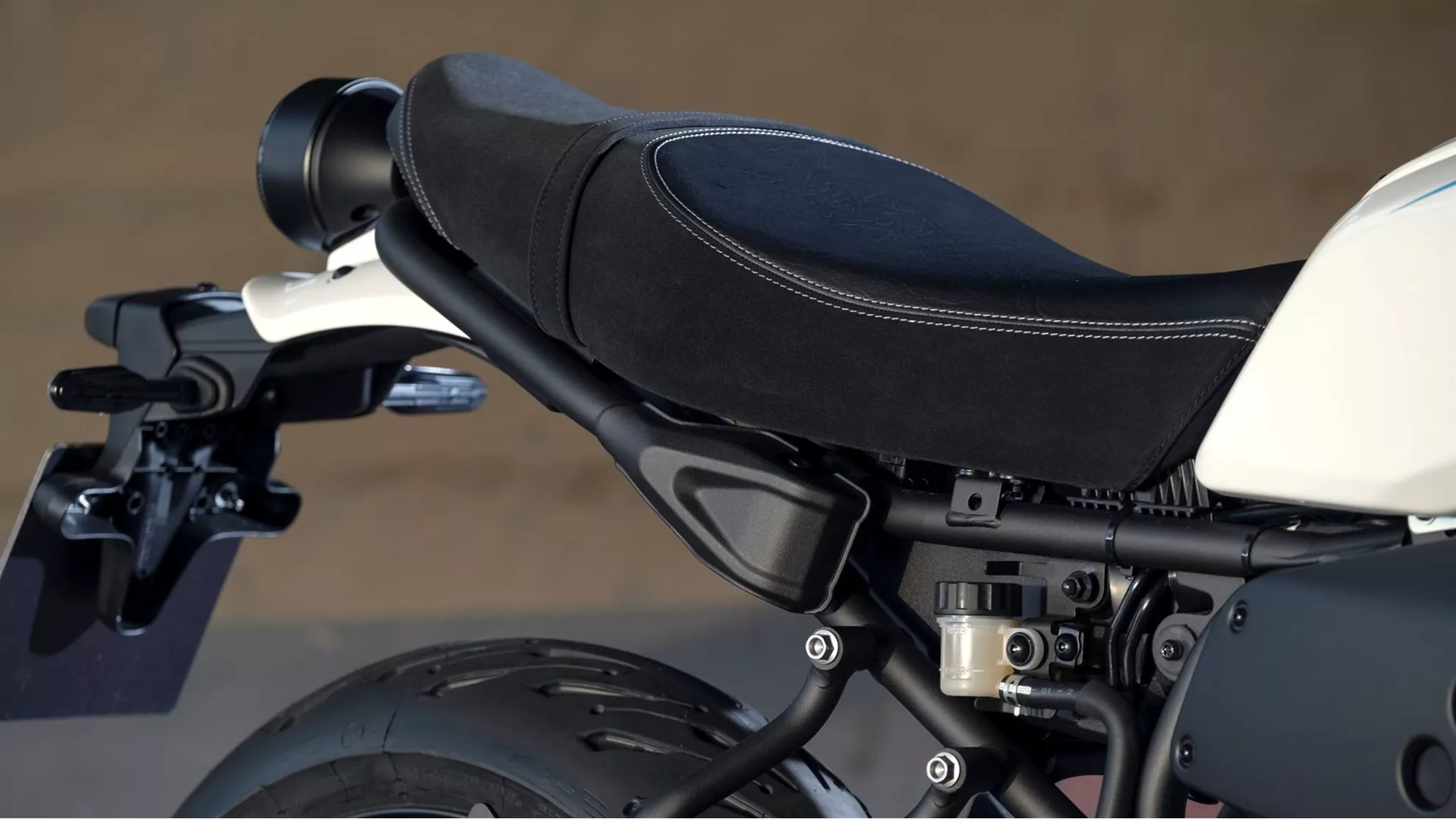 Yamaha XSR700 - Image 7 Yamaha XSR700 - Image 7