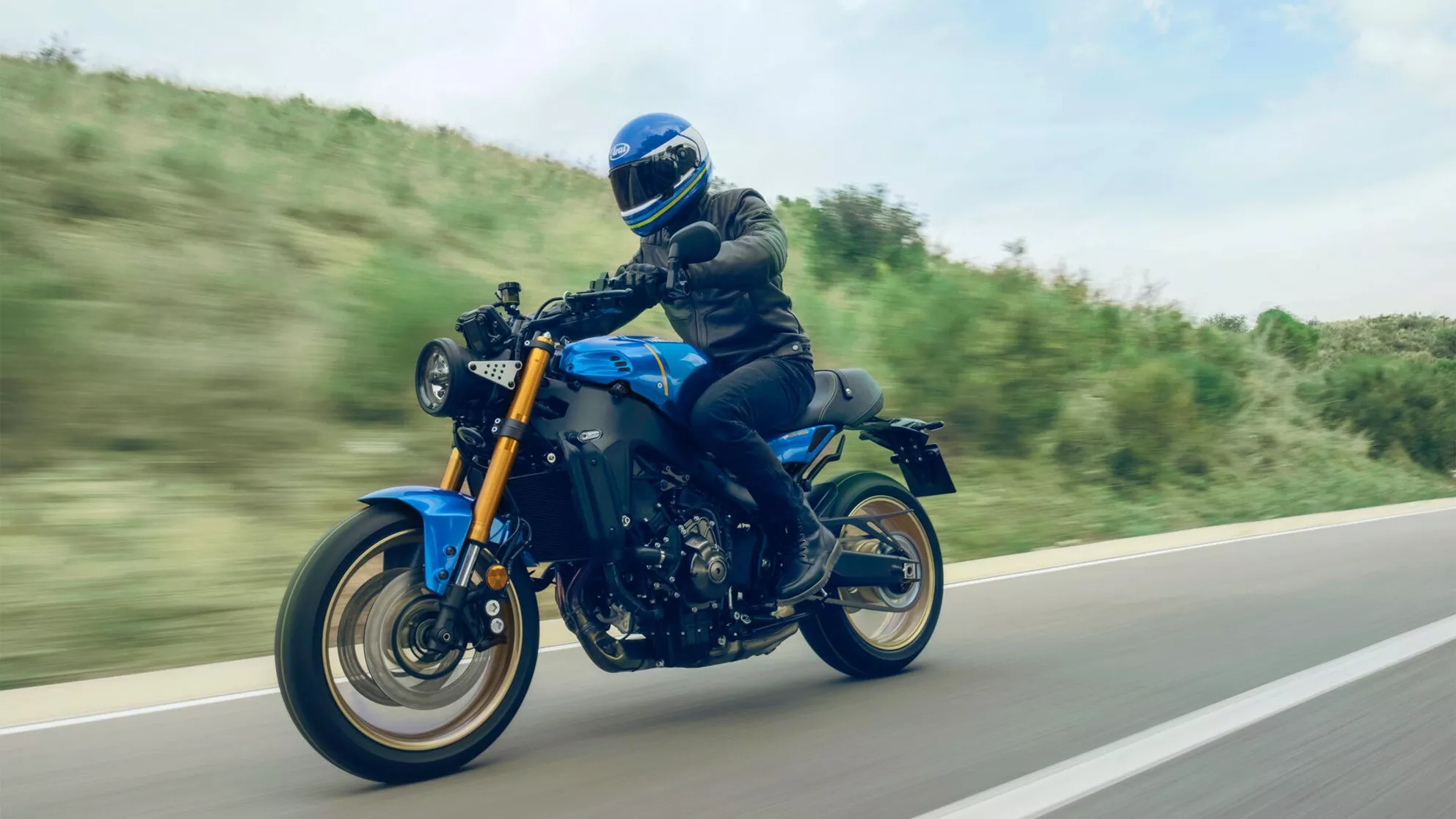 Yamaha XSR900 - Image 2 Yamaha XSR900 - Image 2