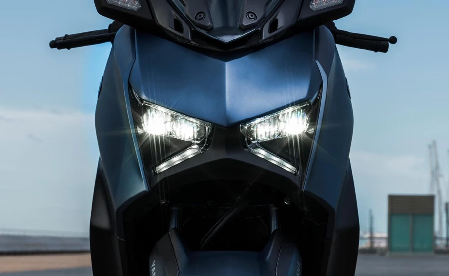 Yamaha XMAX 300 Bild 6: Yamaha XMAX 300