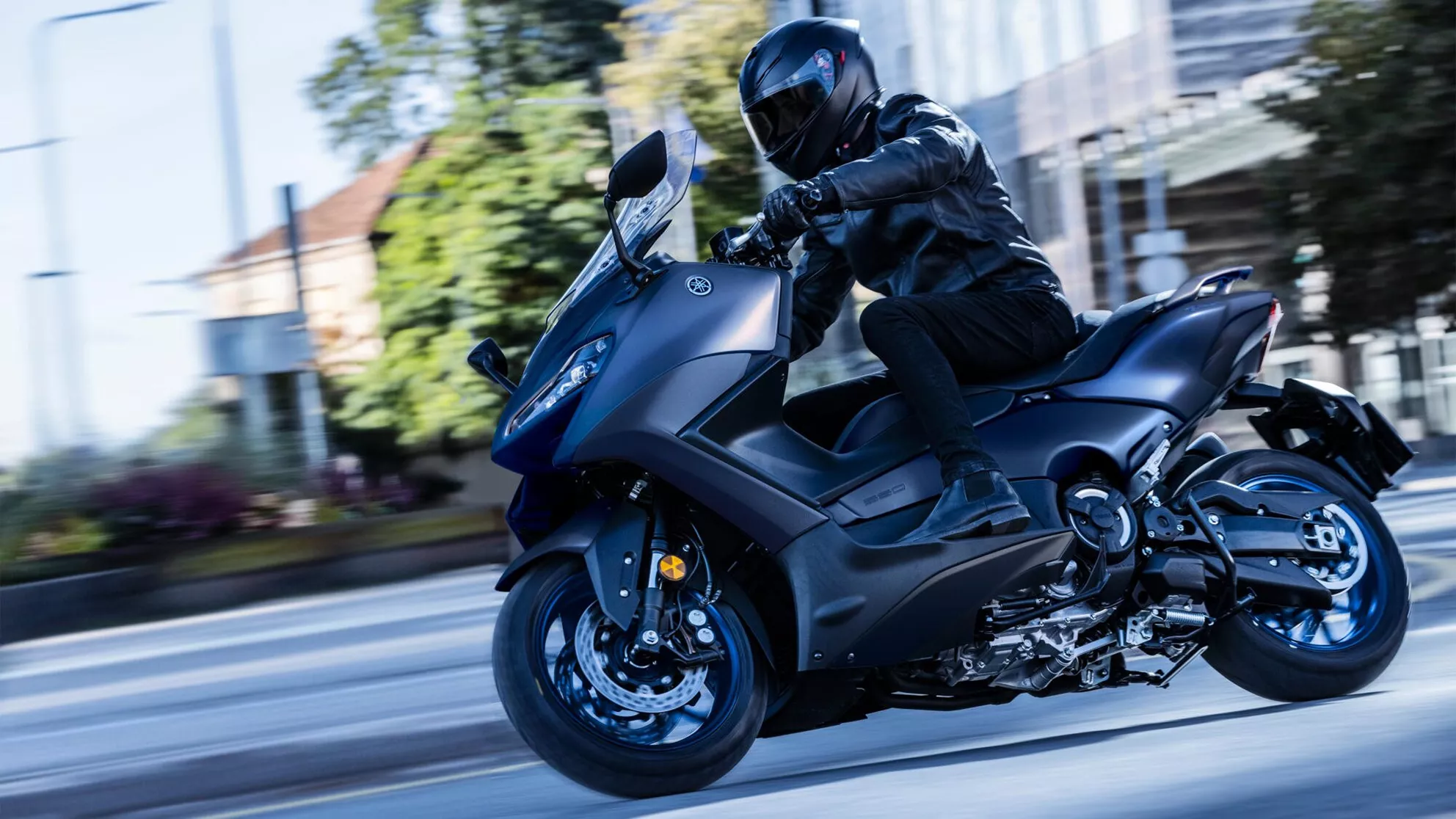 Yamaha TMAX - Image 1 Yamaha TMAX - Image 1