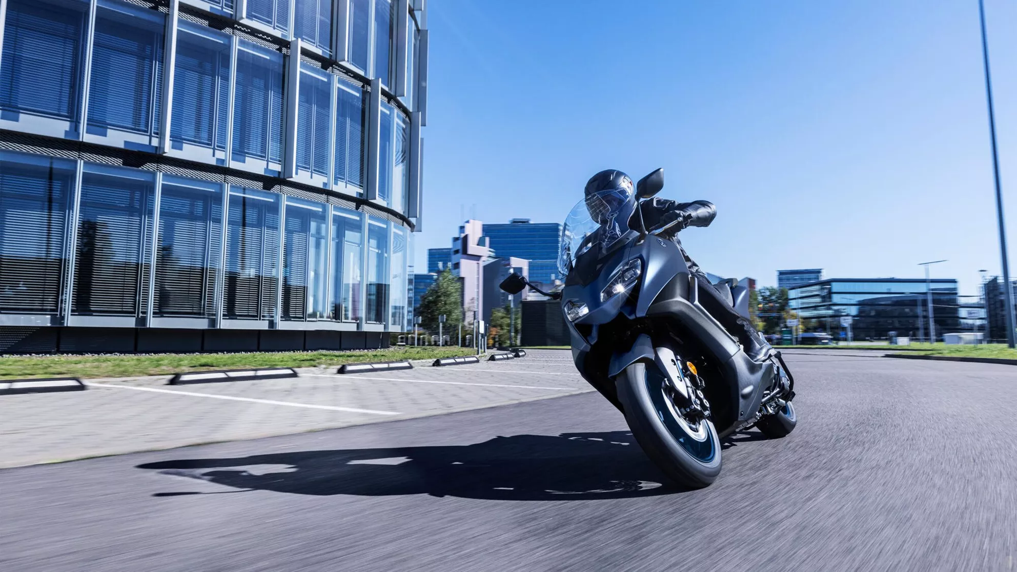 Yamaha TMAX - Image 6 Yamaha TMAX - Image 6