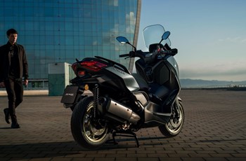 Yamaha XMAX 300 Tech MAX 2023 - Bild 15 Yamaha XMAX 300 Tech MAX 2023 - Bild 15