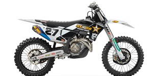 KTM 250 SX-F 2024 vs Husqvarna FC 450 Rockstar Edition 2023