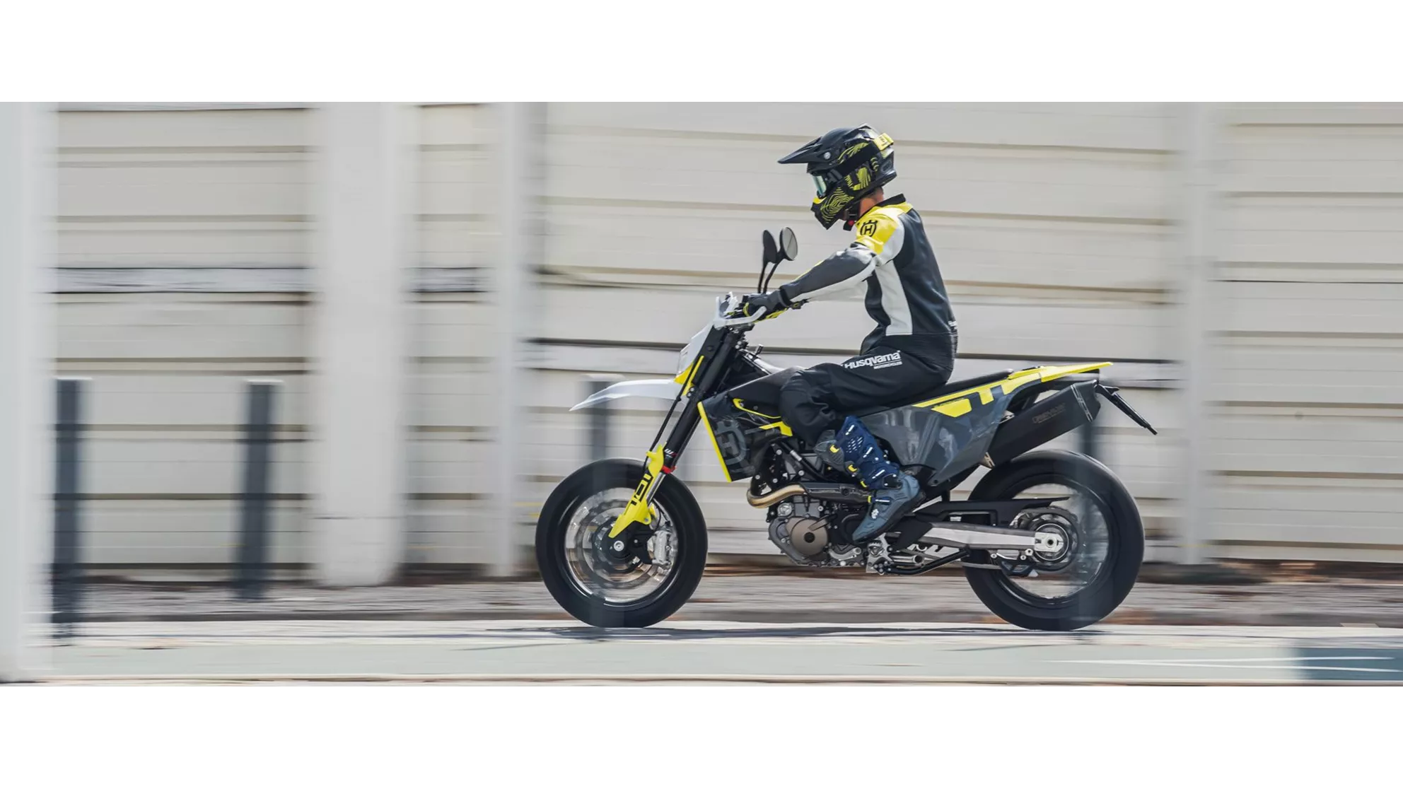 Husqvarna 701 Supermoto - Image 1 Husqvarna 701 Supermoto - Image 1