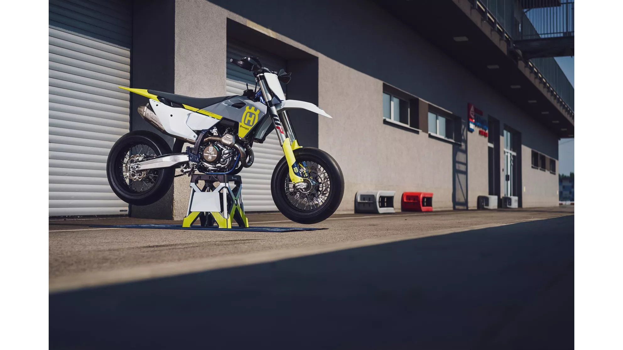 Husqvarna FS 450 - Image 7 Husqvarna FS 450 - Image 7