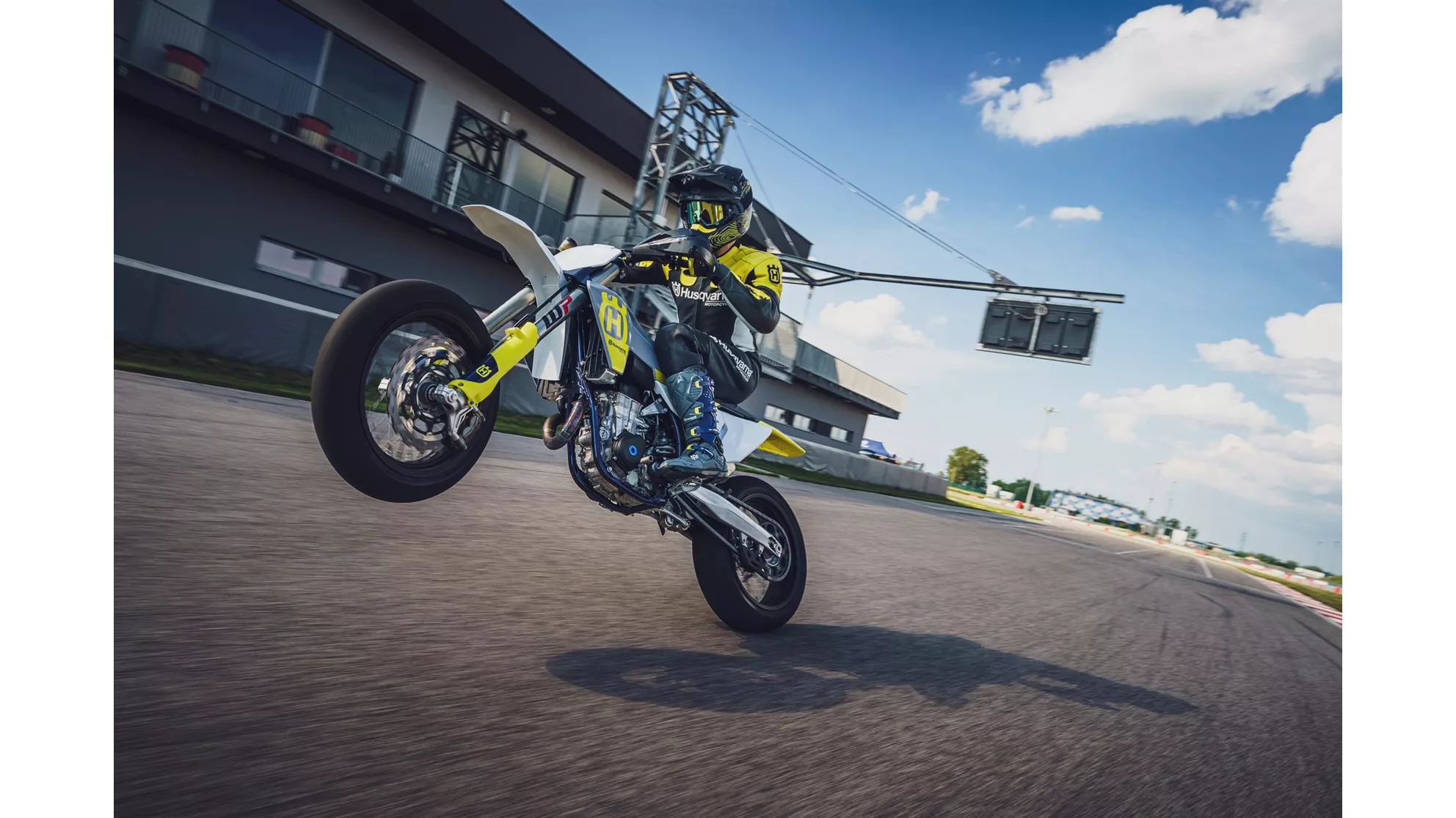 Husqvarna FS 450 - Image 8 Husqvarna FS 450 - Image 8