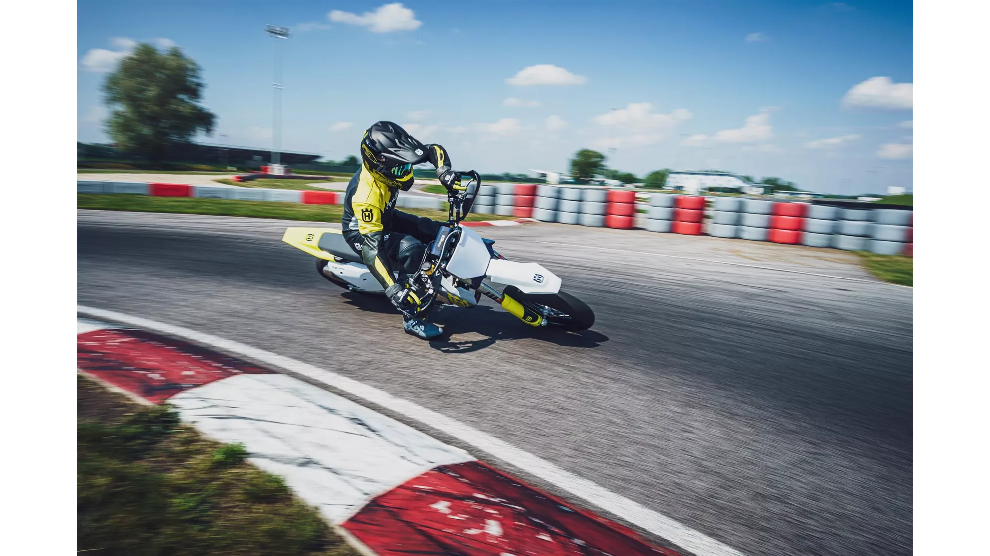 Husqvarna FS 450 - Image 9 Husqvarna FS 450 - Image 9