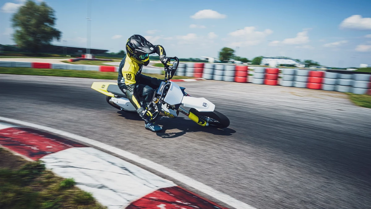 Husqvarna FS 450 Bild 10: Husqvarna FS 450