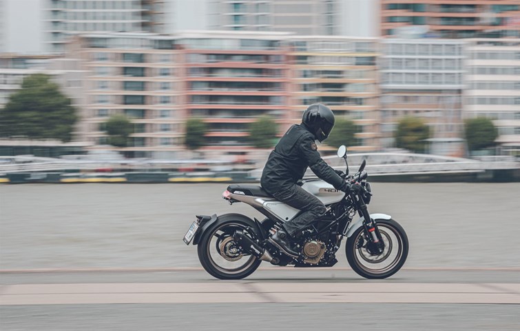 Husqvarna Vitpilen 401 () - Bild 3